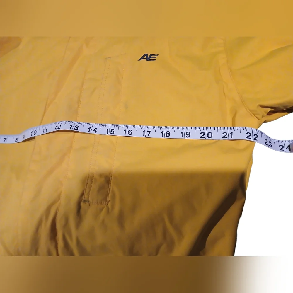 American Eagle Outfitters details heavy